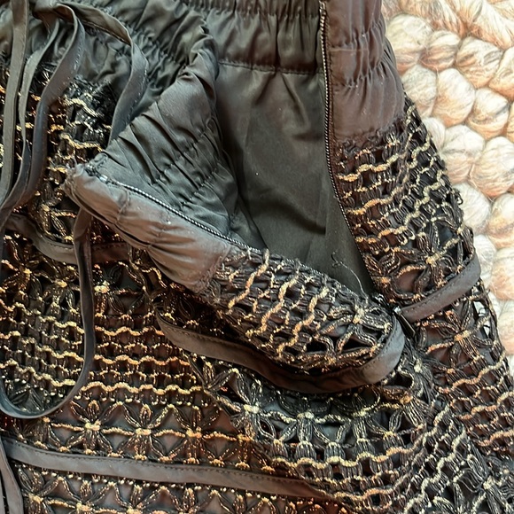 Robbie & Nikki black/metallic gold lace miniskirt - Picture 6 of 9